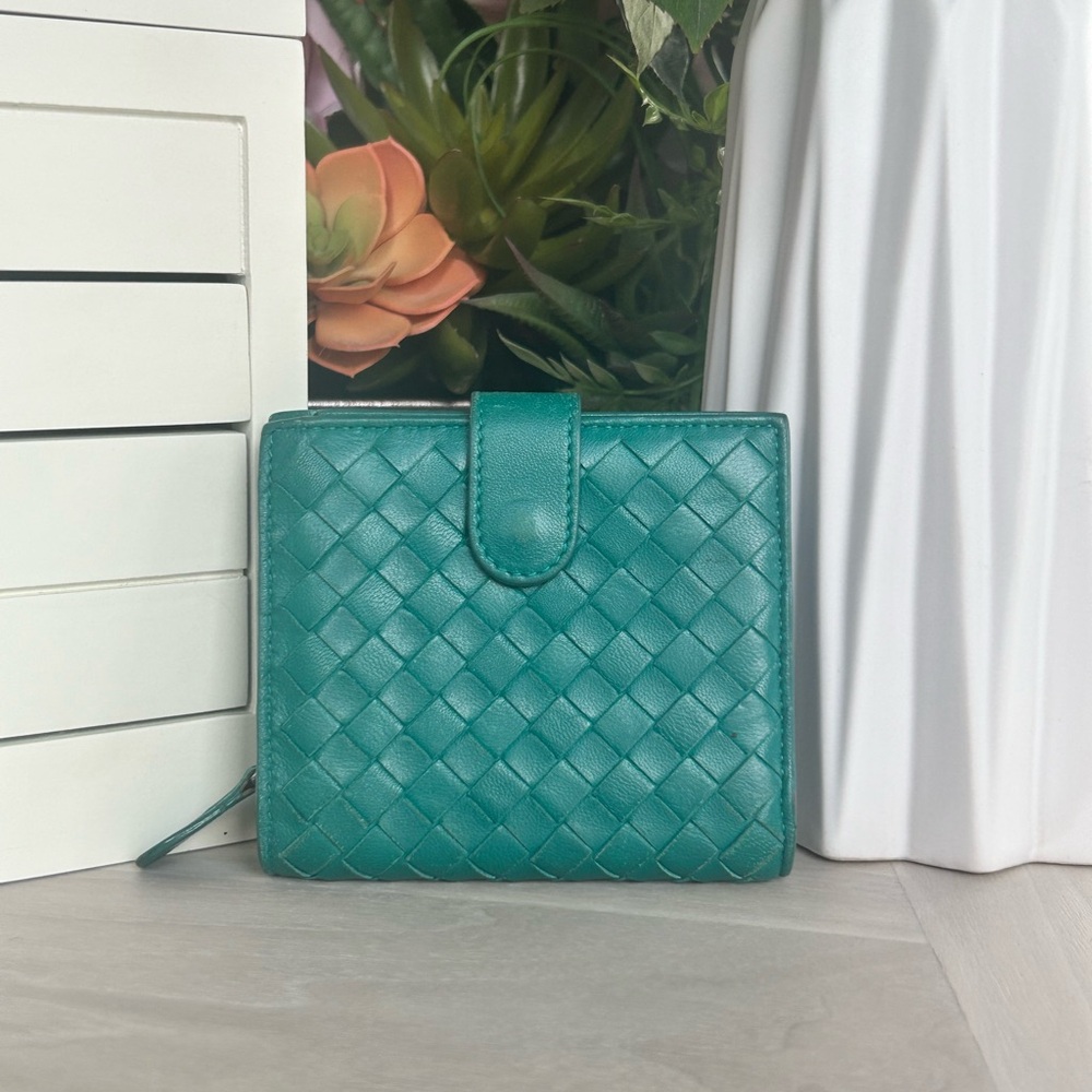 🌷 Bottega Veneta Intrecciato Teal Small Bifold Wallet